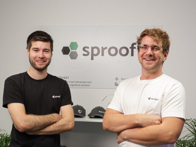 01_sproof Fabian Knirsch, CTO und Co-Founder von sproof (links) und Clemens Brunner, CEO und Mitgründer von sproof (rechts) (c) sproof
