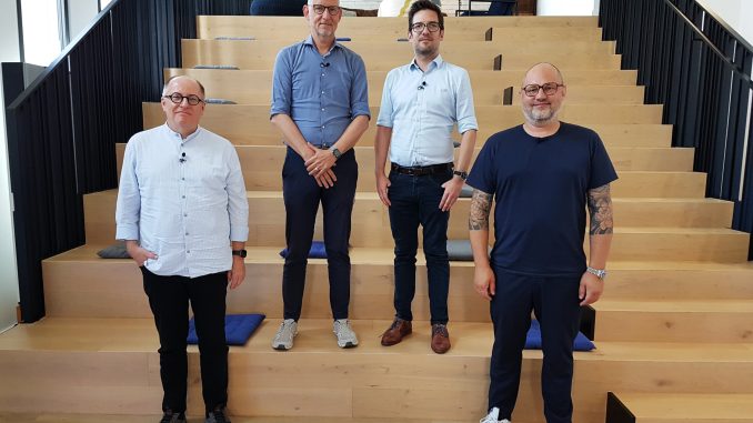 Die Teilnehmer des Roundtables von links nach rechts: Klaus Lorbeer (ITWelt.at), Ivo Titscher (ByteSource Deutschland), Michael Kommenda (Tietoevery) und Martin Bachler (Netconomy). (c) timeline / Rudi Handl