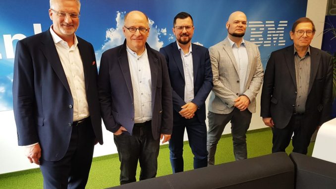 Die Teilnehmer des Roundtables (v.l.n.r.): Stephan Preining (IBM), Klaus Lorbeer (ITWelt.at), Markus Gröller (Sophos), Christoph Schmittner (AIT – Austrian Institute of Technology) und Thomas Boll (Boll Engineering). (c) Timeline/Rudy Handl