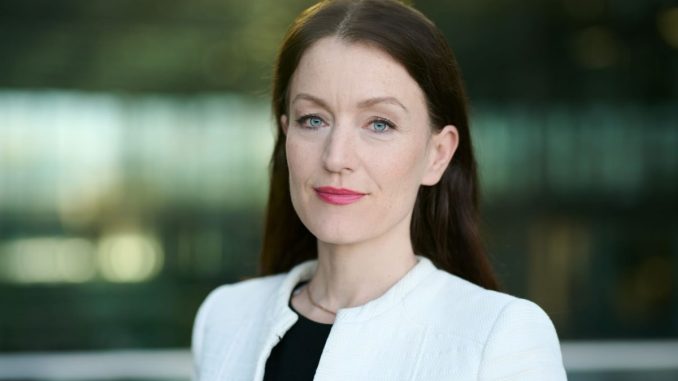 Julia Übeleis, Head of Market Unit Financial Services bei Zühlke Österreich. (c) goldenhourpicture