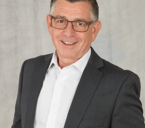 18_lipp Peter Lipp ist Key Account Manager bei Information Builders, einem Geschäftsbereich der Raiffeisen Informatik Consulting.