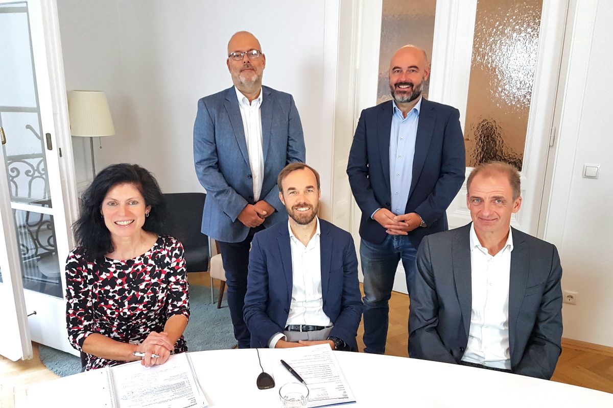 Von links nach rechts: Christine Wahlmüller, Oliver Witvoet, Robert Resch (sitzend) sowie Thorsten Menslin und Christian Leopoldseder (stehend). (c) Timeline / Rudi Handl