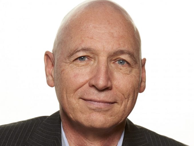 24-Robertson_Joe_white_cropped