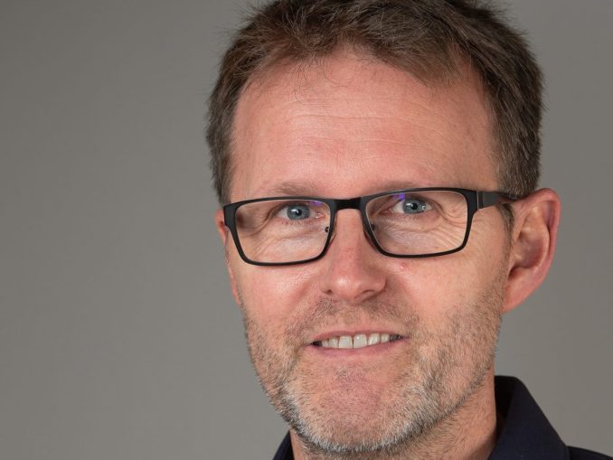 Abel Dr. Roland Abel, Employee Experience (EX) Strategist EMEA von Qualtrics (c) Qualtrics