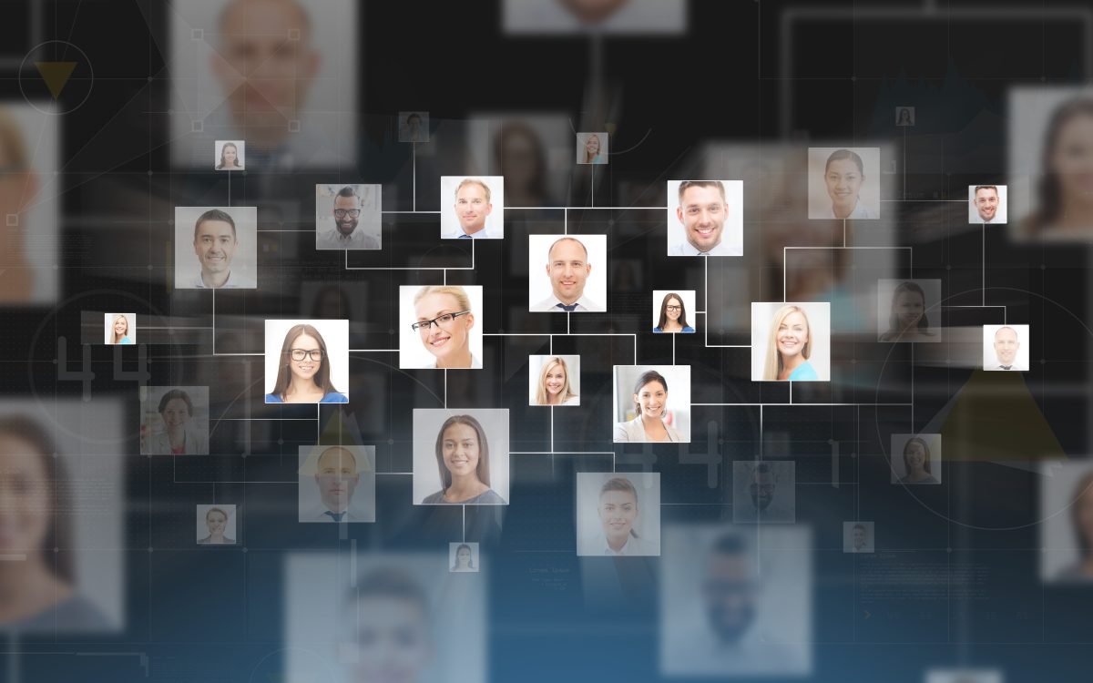 Personalverantwortliche können eine wichtige Rolle bei der Gestaltung und Implementierung von KI-Systemen im Recruiting-Prozess spielen. (c) stock.adobe.com/ Syda Productions