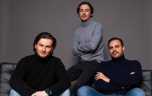 Bitpanda_Founder_Eric_Demuth__Christian_Trummer__Paul_Klanschek_w492_h312