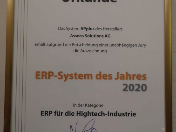 ERP-System des Jahres_2020_Asseco_Urkunde Komplexe Produkte, komplexe Prozesse – wie kaum eine andere Branche ist die Hightech-Industrie auf nahtlos ineinandergreifende Geschäftsabläufe angewiesen. Bereits zum achten Mal ging einer der renommierten Kategorienpreise im Rahmen der Auszeichnung zum „ERP-System des Jahres“ an die Asseco Solutions aus Karlsruhe.