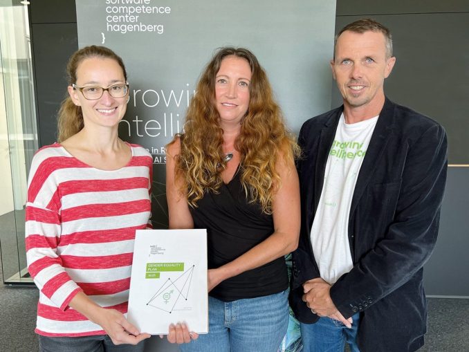 Gruppenbild_Geiss_Geist Diversigence-Team: Dr. Manuela Geiß, Dr. Verena Geist und Dipl.-Umweltwiss. Mag. Markus Manz (c) SCCH