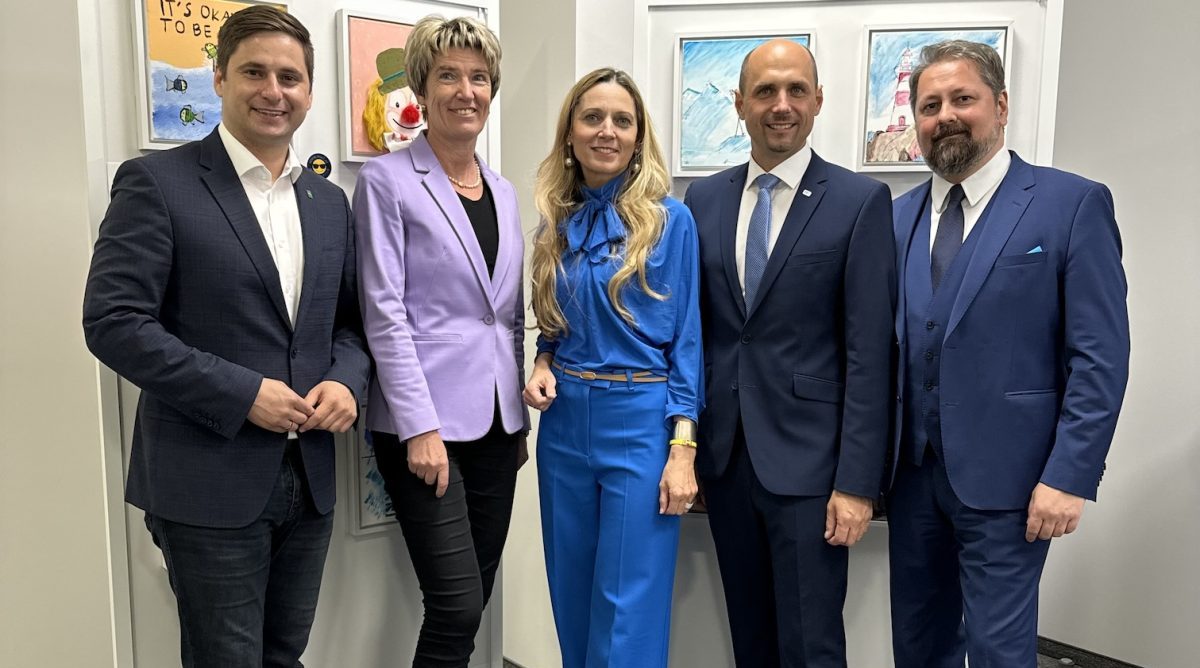 vlnr: Lukas Brandweiner, Abgeordneter zum Nationalrat, Nationalratsabgeordnete Martina Diesner-Wais, Gerlinde Macho, Christoph Kitzler, Manfred Pascher. (c) MP2