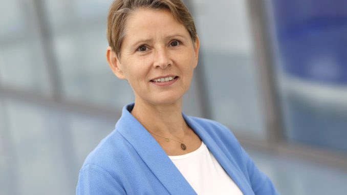 Kyndryl Österreich Geschäftsführerin Maria Kirschner (c) Kyndryl