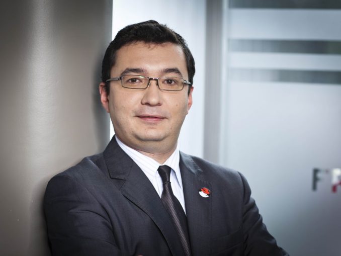 Red Hat_Aram Kananov Aram Kananov ist Director, Red Hat Enterprise Linux Business Unit bei Red Hat. (c) Red Hat