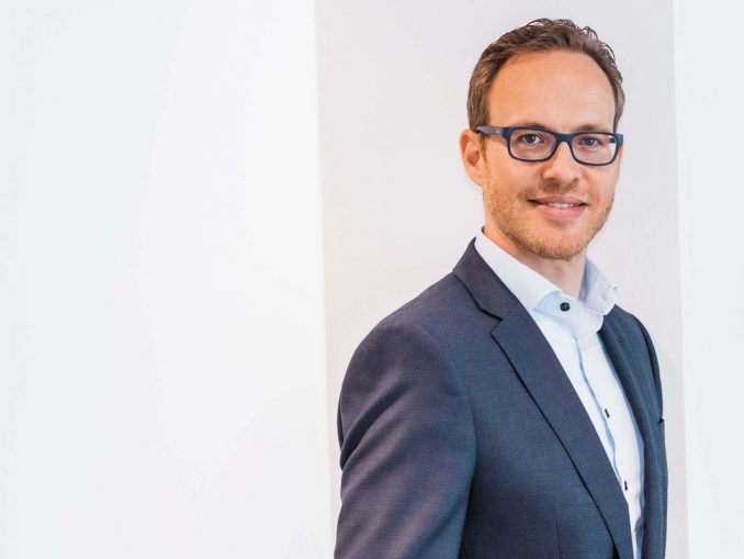 Roman Oberauer_Country Managing Director bei NTT Ltd. in Österreich (2)-2