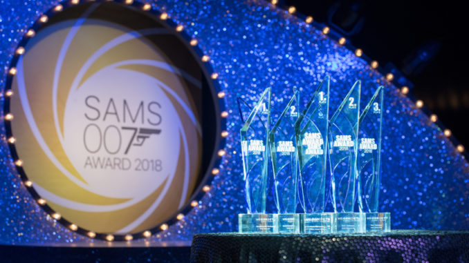 Gemeinsam mit dem Partner brainwaregroup konnte sich die OMV den SAMS Award 2018 sichern. (c) SAMS