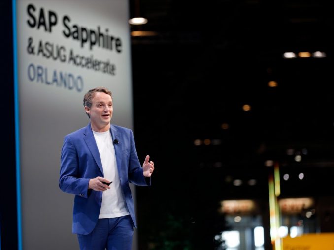 SAP_ORL22_05604 Christian Klein, Vorstandssprecher der SAP SE, eröffnet die Sapphire mit einer kurzweiligen Keynote. (c) SAP