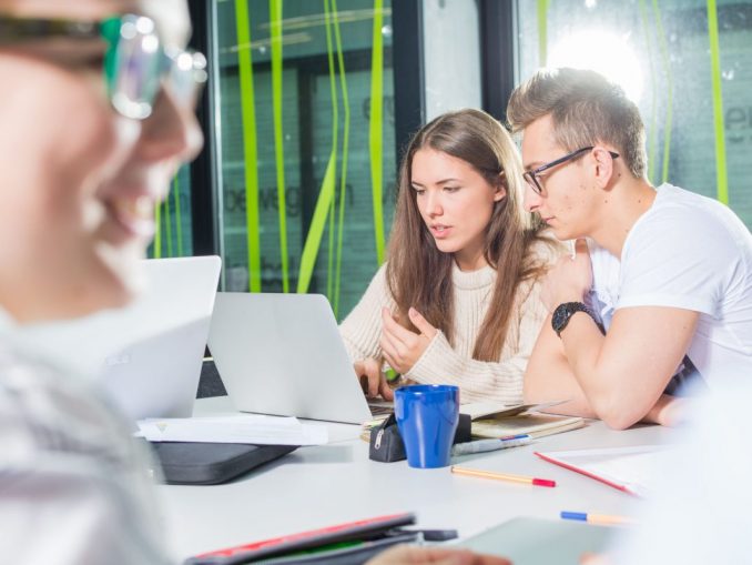 Schreib-Coaching Das computergestützte Verfahren hilft bei der Analyse und Visualisierung großer Textmengen.