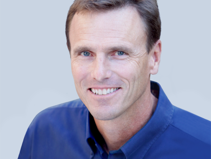 Steve Dickson - klein Steve Dickson, CEO von Netwrix