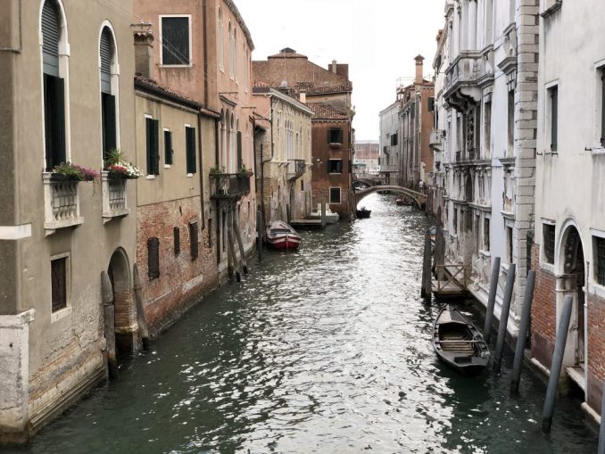 Venedig Hochauflösendes Bildmaterial deckt Erosionsvorgänge durch Bagger, Schiffsschrauben und Co auf.