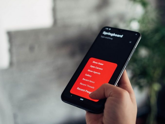 Volla Phone 2 Das Volla Phone wird mit dem Volla OS ausgeliefert: Bedienungselemente wie das Sprungbrett machen eine einfache und schnelle Bedienung möglich. Häufig verwendete Funktionen können mit einer einzigen Geste aufgerufen werden. (c) Hallo Welt Systeme UG
