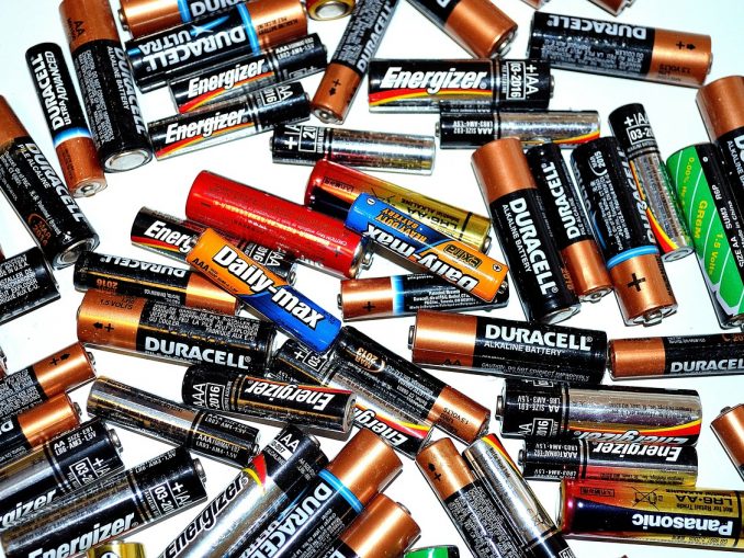 battery-22225_1280 Forscher haben eine Lithium-Ionen-Batterie entwickelt, die nicht explodieren kann. (c) pixabay
