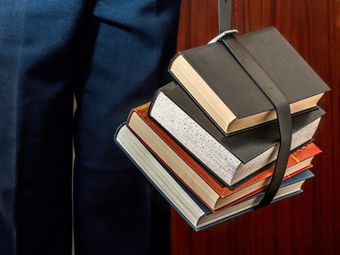 books-g02f7677ae_1280