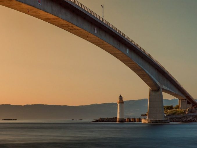 bridge-192986_1280