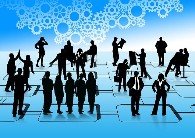 businesspeople_cogs_by_gerdaltmannPixabay