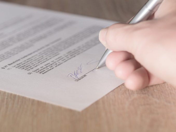 contract-1464917_1920