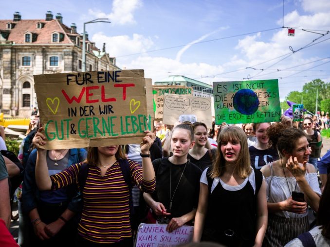 demonstration-4891291_1920