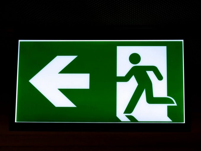 exit-618506_1920