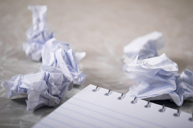 garbage_paper_by_steveJohnsonPixabay