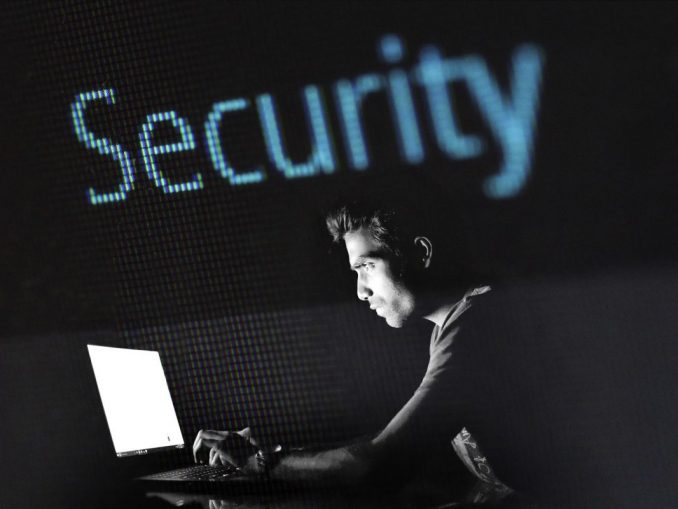hacking-2964100_1920 (1)