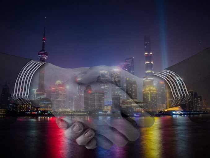 handshake-2998302_1280