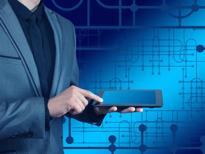 industry-3087398_1920 iot Vernetzte Geräte sind immer stärker gefährdet. (c) pixabay