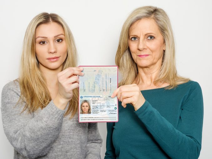 Fraunhofer IGD, Darmstadt Facemorphing beschreibt das Verschmelzen zweier Gesichter, um biometrische Systeme zu täuschen. (c) Fraunhofer IGD