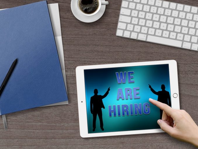 job-3258590_1280