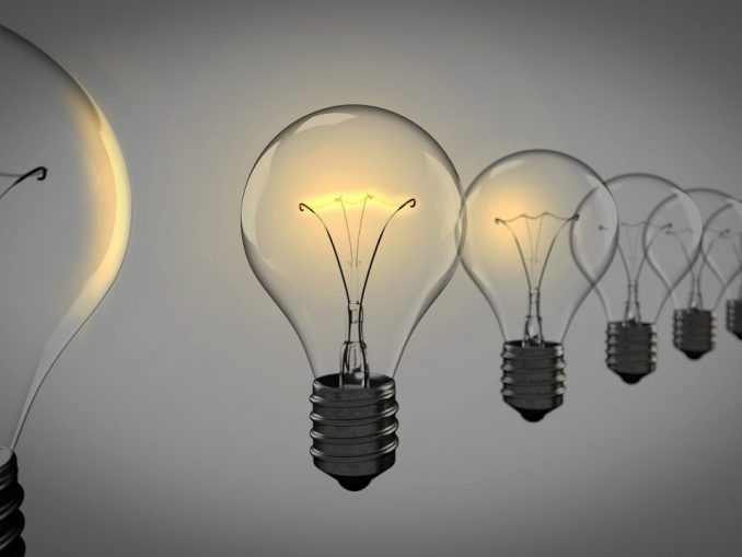 light-bulbs-1875384_1920