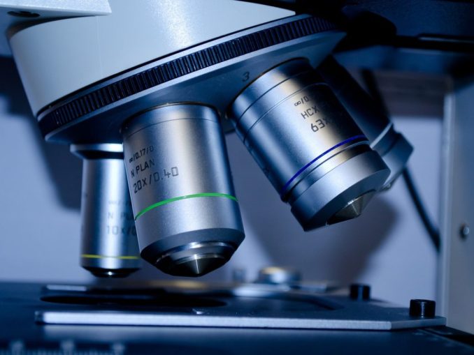microscope-g84850e681_1280