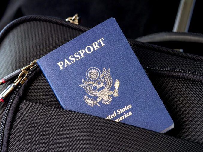 passport-2642172_1280