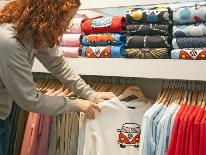 t-shirt-2351761_1280