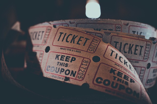 tickets_roll_darkbg_by_igorovsyannykovPixabay