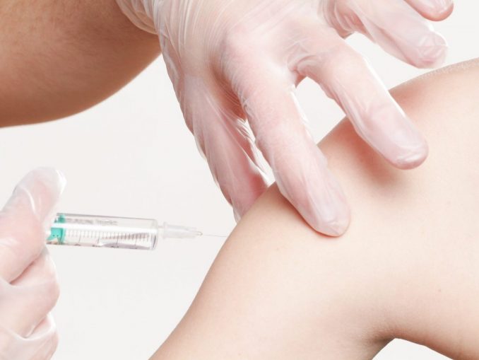 vaccination-2722937_1920
